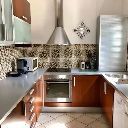 Relaxing Maisonette With View In * Andros Town
