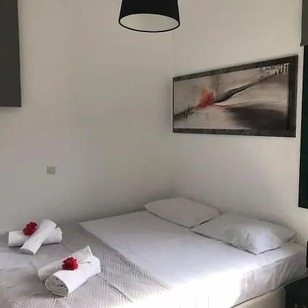 Relaxing Maisonette With View In Andros Town
